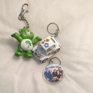 Green Bear and White Car Keychain Set